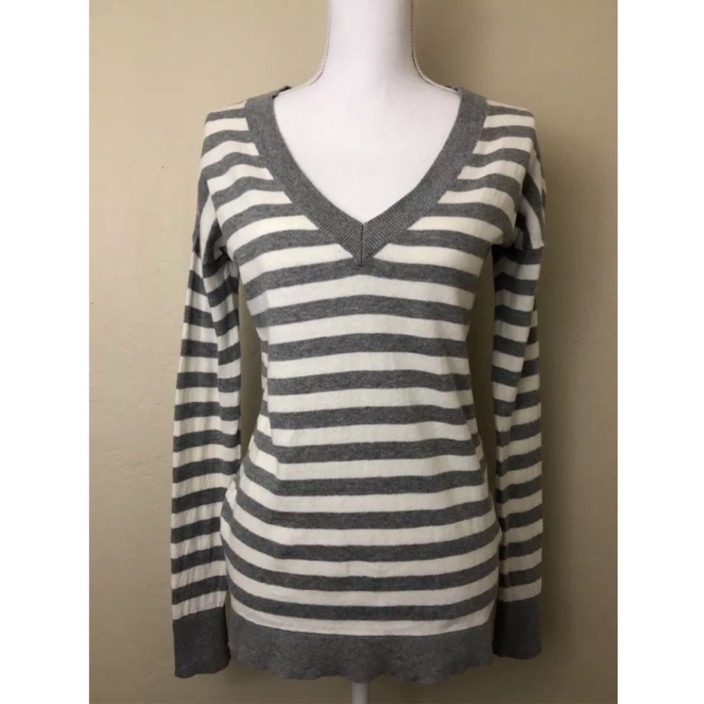 Gap Striped Sweater - Long sleeve V-neck Sweater